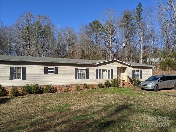 5059 Cabal RD, Sharon, SC 29742