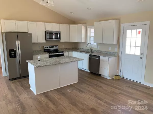 Statesville, NC 28625,115 Cypress Acres LN