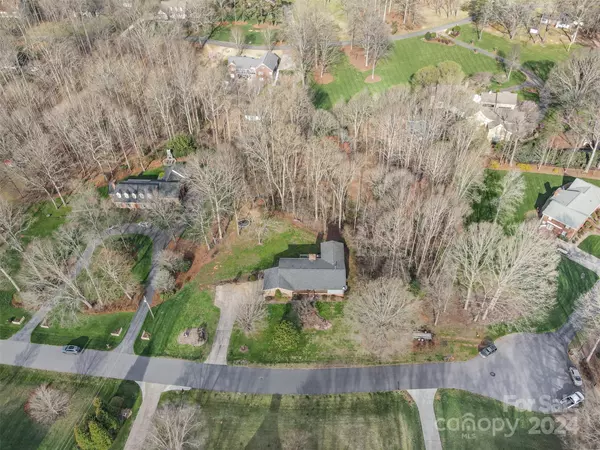 2657 Fines Creek DR,  Statesville,  NC 28625