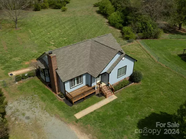 2502 Foxworth DR, Monroe, NC 28110