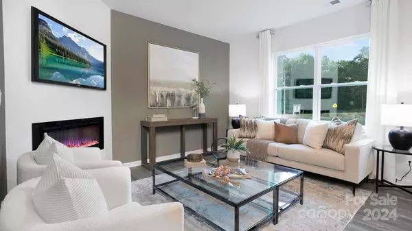 Dallas, NC 28034,5039 Beargrass DR