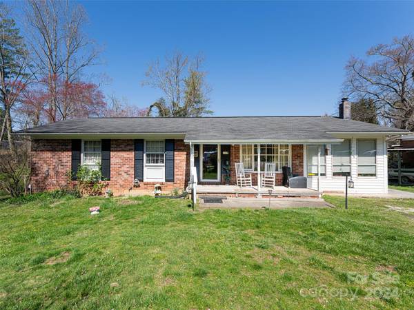 Asheville, NC 28803,26 Imperial CT