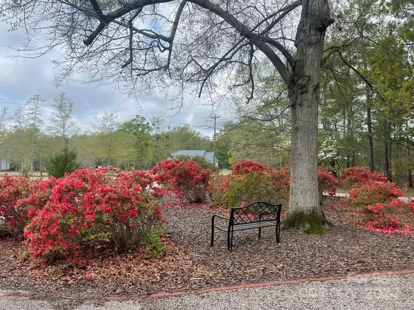 Kershaw, SC 29067,436 Youngs Bend RD