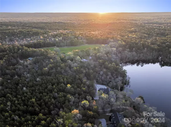 229 Joseph Kershaw RD, Eastover, SC 29044