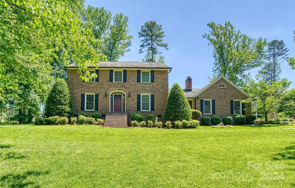 302 Belwood DR, Belmont, NC 28012