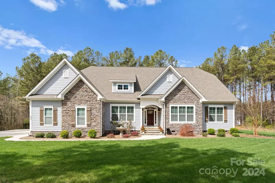 6084 Chimney Bluff RD, Lancaster, SC 29720