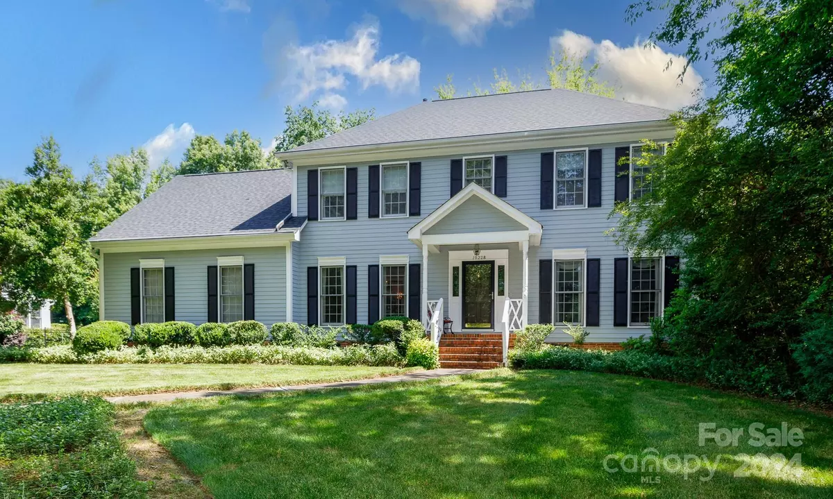 Charlotte, NC 28210,10228 Foxhall DR