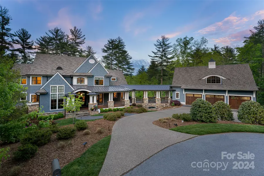 15 Presque Isle WAY, Asheville, NC 28803