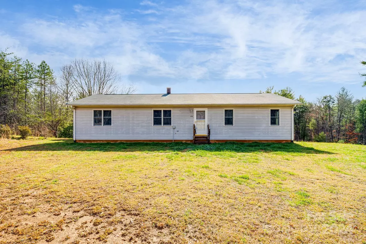 Mars Hill, NC 28754,696 River Bend DR