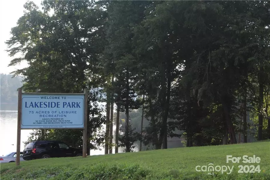 84 Lakeside AVE #Lots 6 & 7, Granite Falls, NC 28630