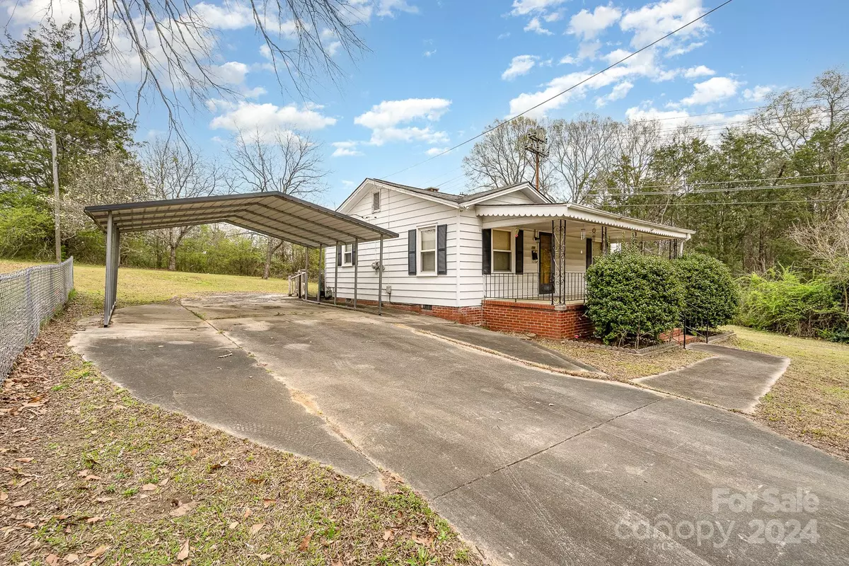 Chester, SC 29706,159 East ST