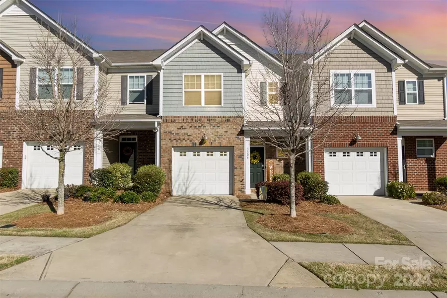 3306 Yarmouth LN, Gastonia, NC 28056