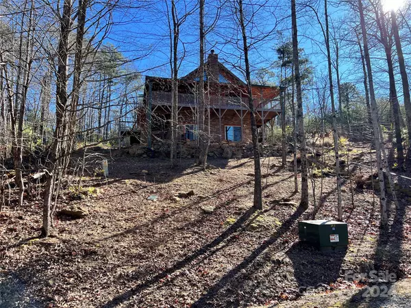 Tryon, NC 28782,746 Mountain Lakes DR