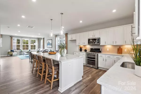 4330 Reed Creek DR #46, Sherrills Ford, NC 28673