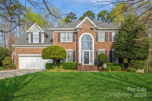 1445 Pine Needle LN, Mooresville, NC 28115