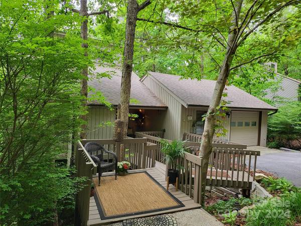 Asheville, NC 28803,31 Cedarwood LN