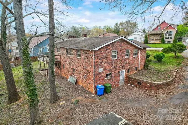 Asheville, NC 28806,6 Pineview ST