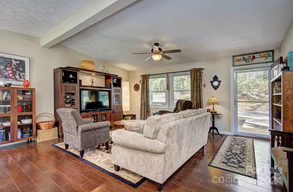 Flat Rock, NC 28731,140 Cinnamon WAY
