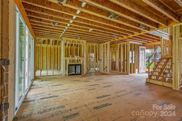 Advance, NC 27006,161 Meeting House LN