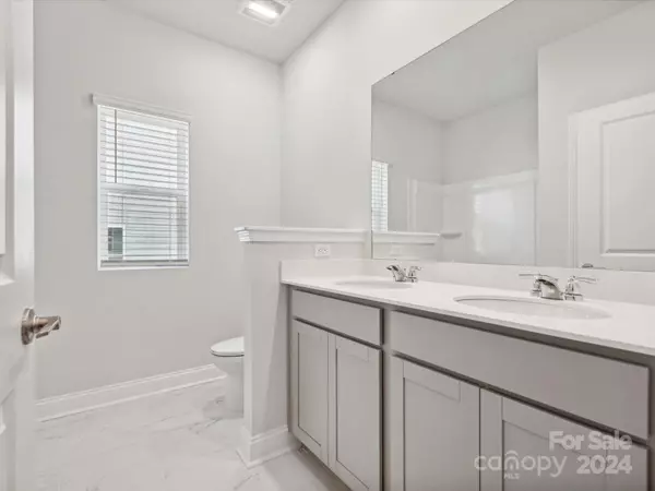 Monroe, NC 28112,1423 Black Walnut ST #41