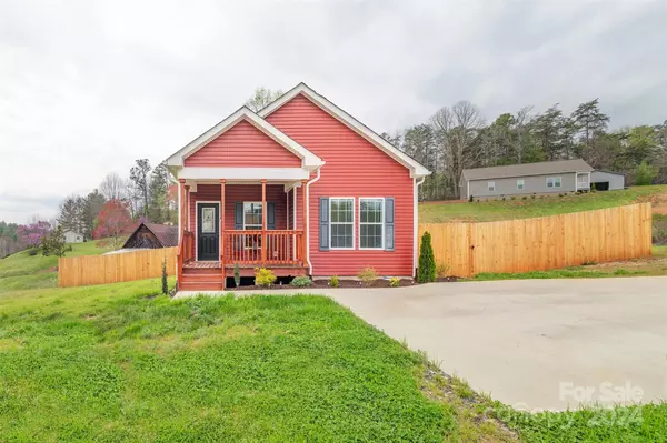 2 Clarks Chapel EXT, Weaverville, NC 28787