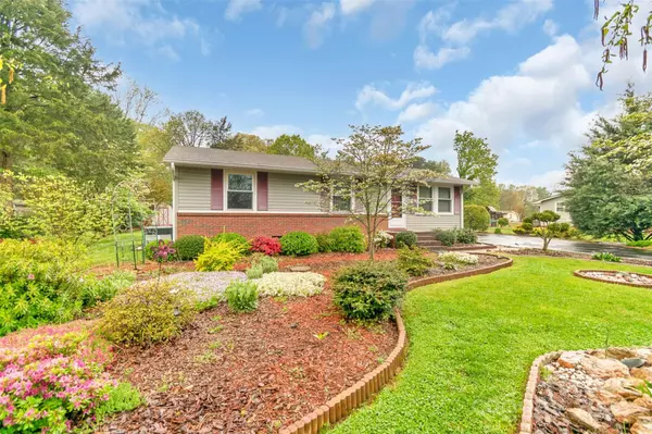 Gastonia, NC 28056,3323 Ratchford DR