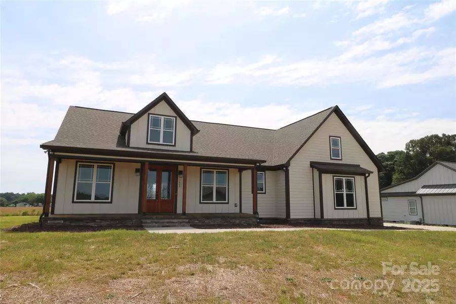 1405 Coppergate DR, Salisbury, NC 28147