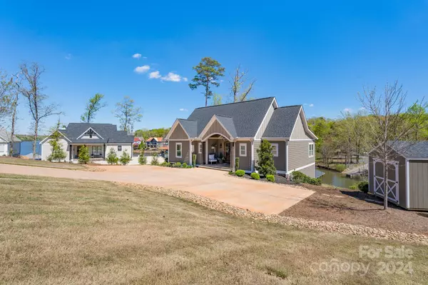 Mount Gilead, NC 27306,376 Landing TRL