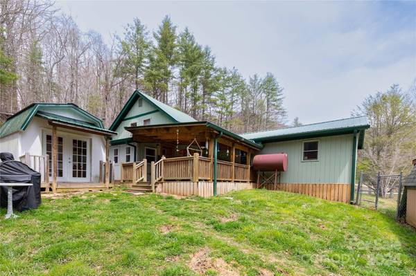 Franklin, NC 28734,3496 Little Ellijay RD