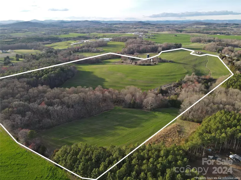 82ac Friendship RD, Statesville, NC 28625