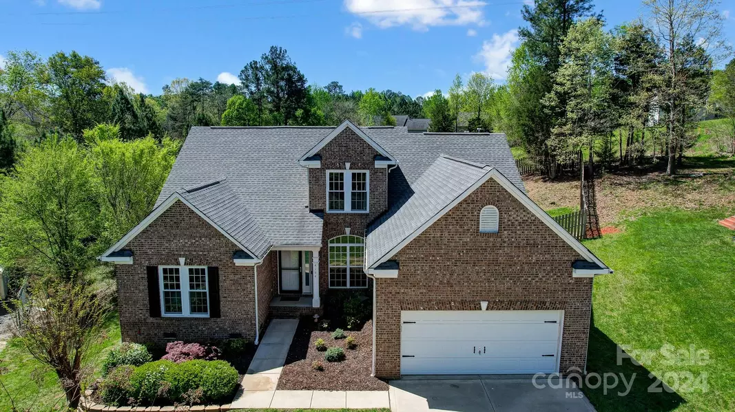 4184 Autumn Cove DR, Lake Wylie, SC 29710