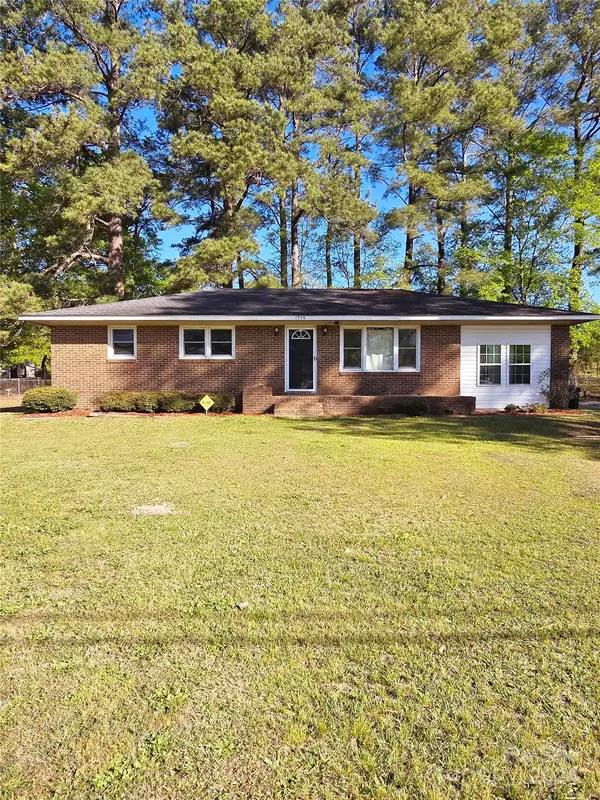 Rockingham, NC 28379,1338 Long DR