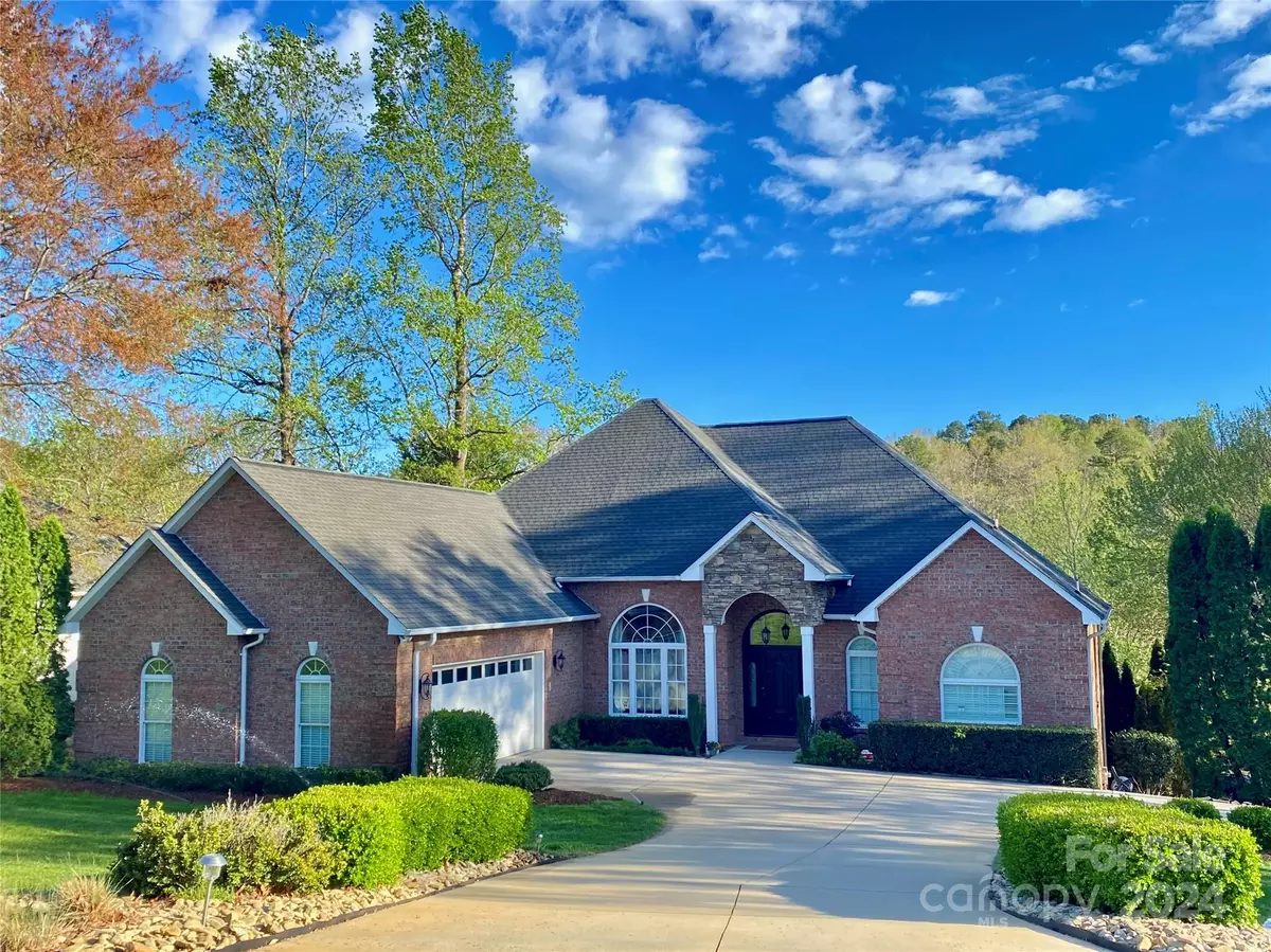 Hickory, NC 28601,6362 Hayden DR