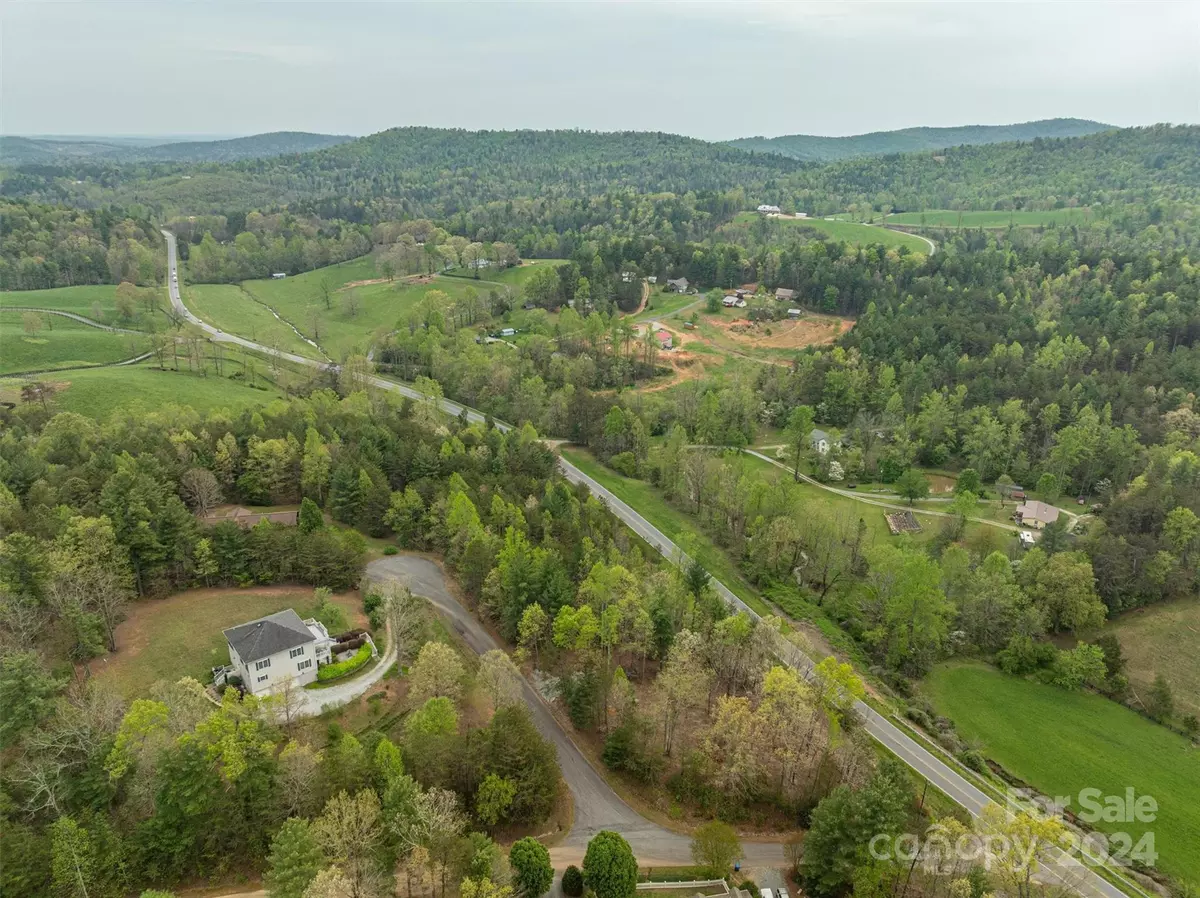 Lenoir, NC 28645,000 Bent Pine CT