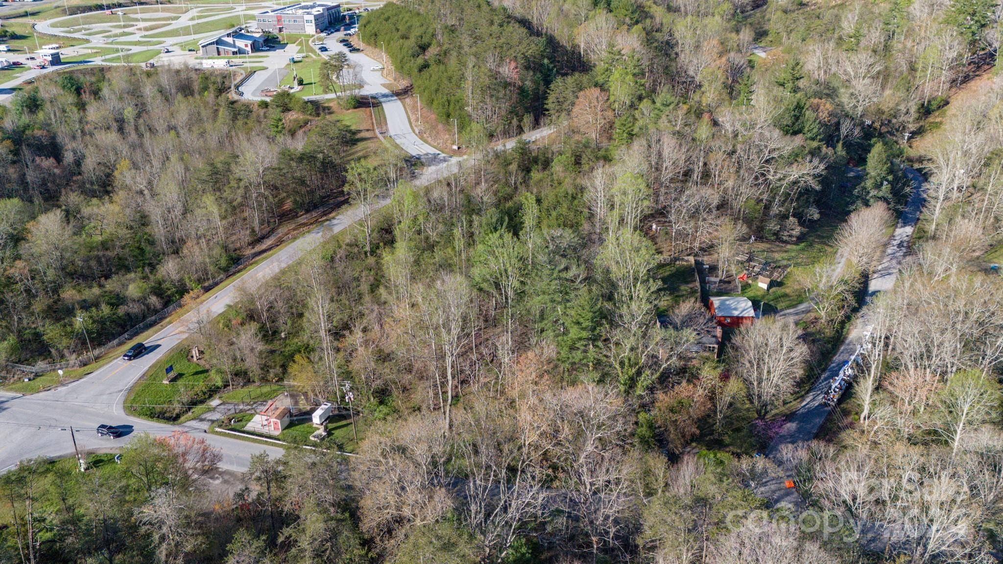 Asheville, NC 28804,00 Canoe LN