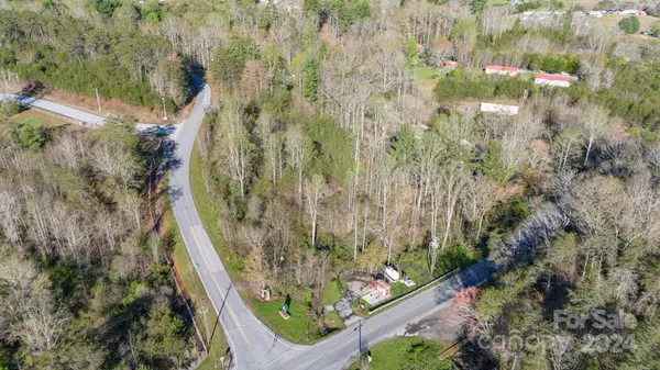 Asheville, NC 28804,00 Canoe LN