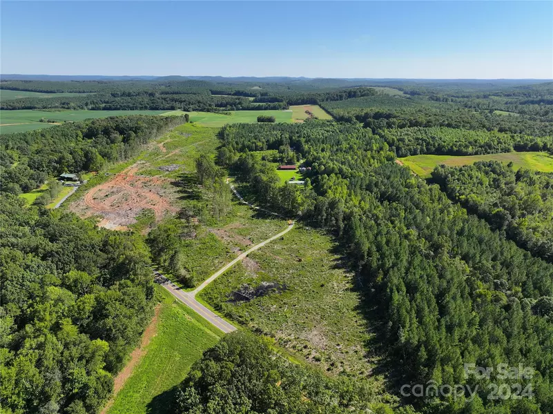 8071 Volunteer Rescue RD, Denton, NC 27239