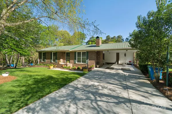 1512 Main ST W, Locust, NC 28097