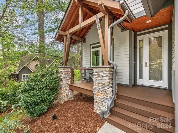 Asheville, NC 28805,5 Lower Bend RD