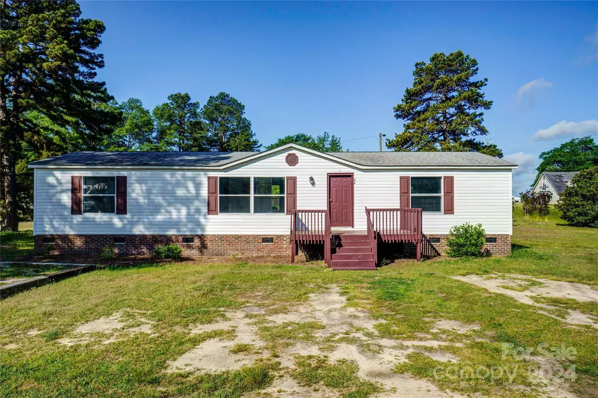 Pageland, SC 29728,26 Benny Moree RD