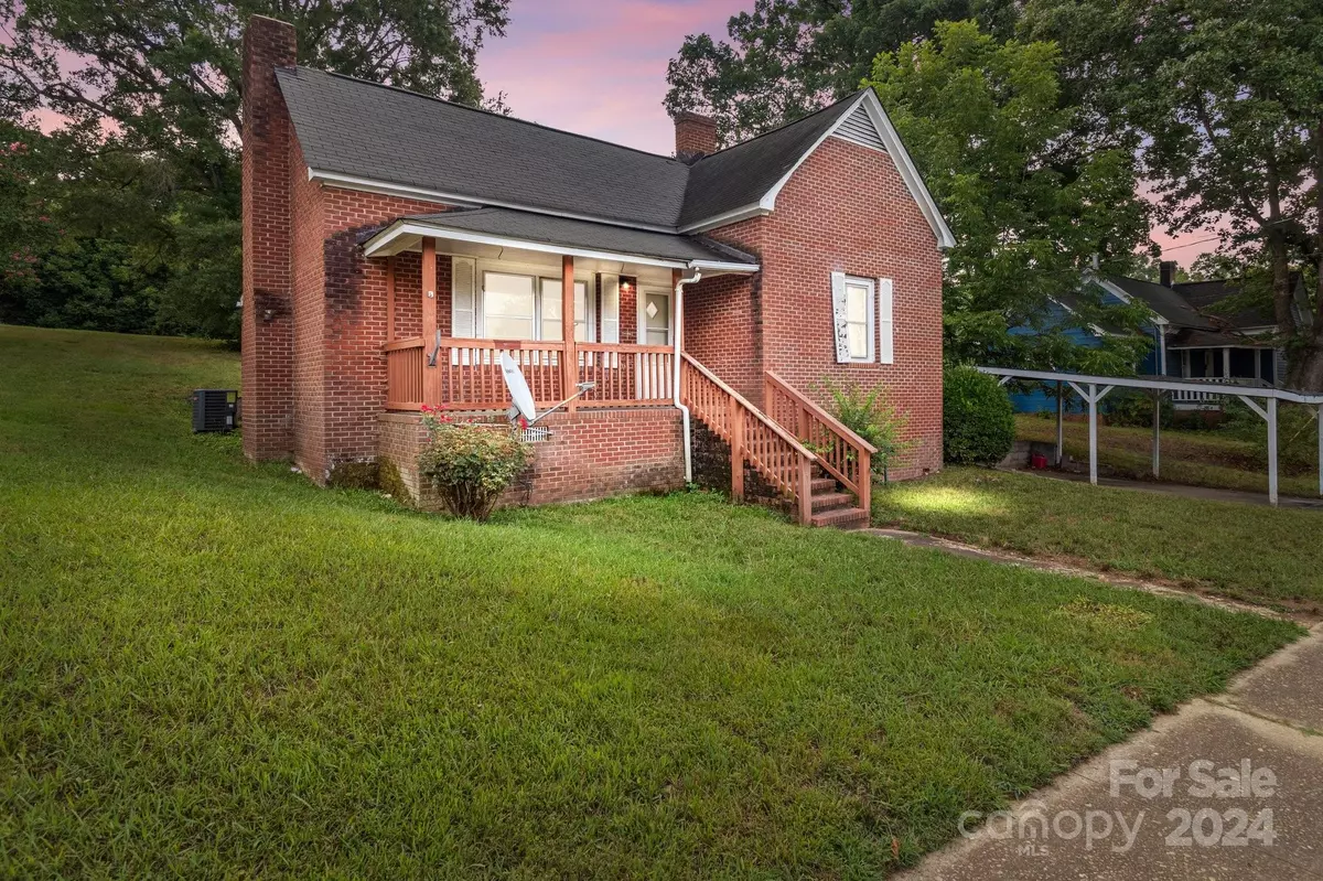 Albemarle, NC 28001,338 Depot ST