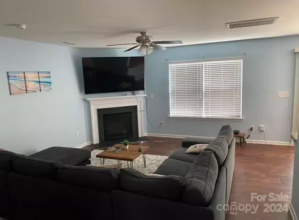 Charlotte, NC 28214,7021 Thorncrown ST