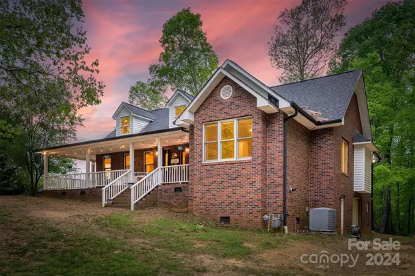 Mooresville, NC 28115,242 / 234 Kistler Farm RD