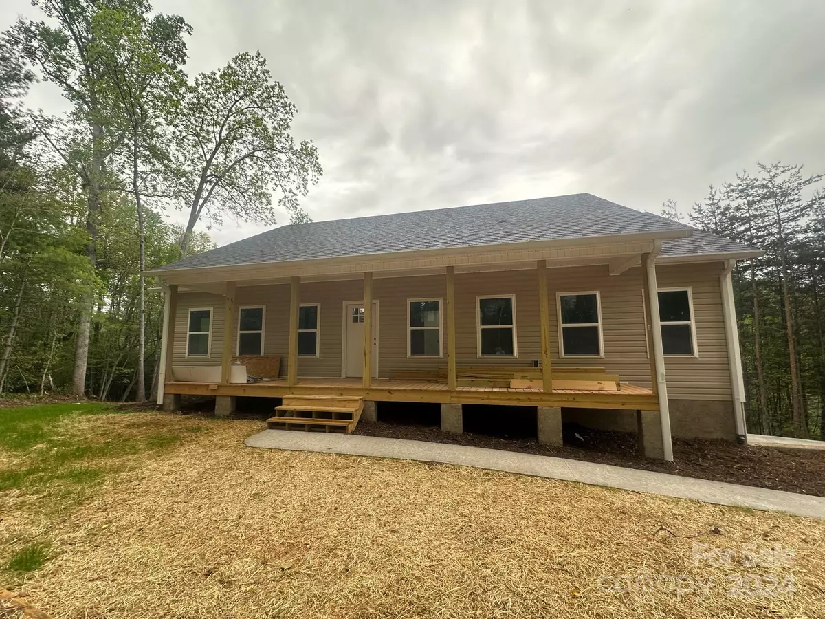 Marion, NC 28752,61 Whispering Pines DR