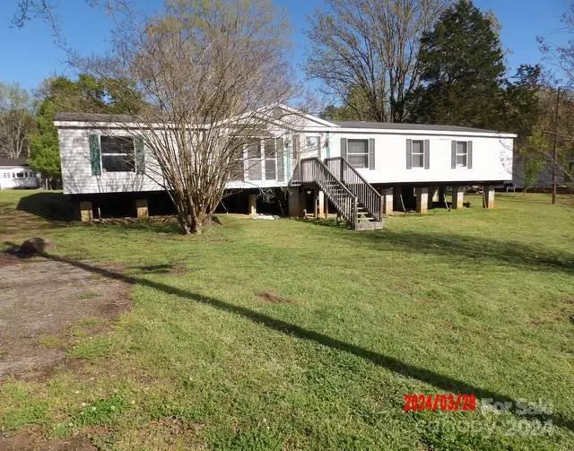 2315 Circle DR, Great Falls, SC 29055