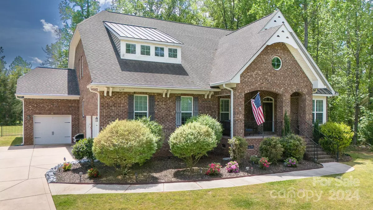 Rock Hill, SC 29732,639 Yellow Rose CT