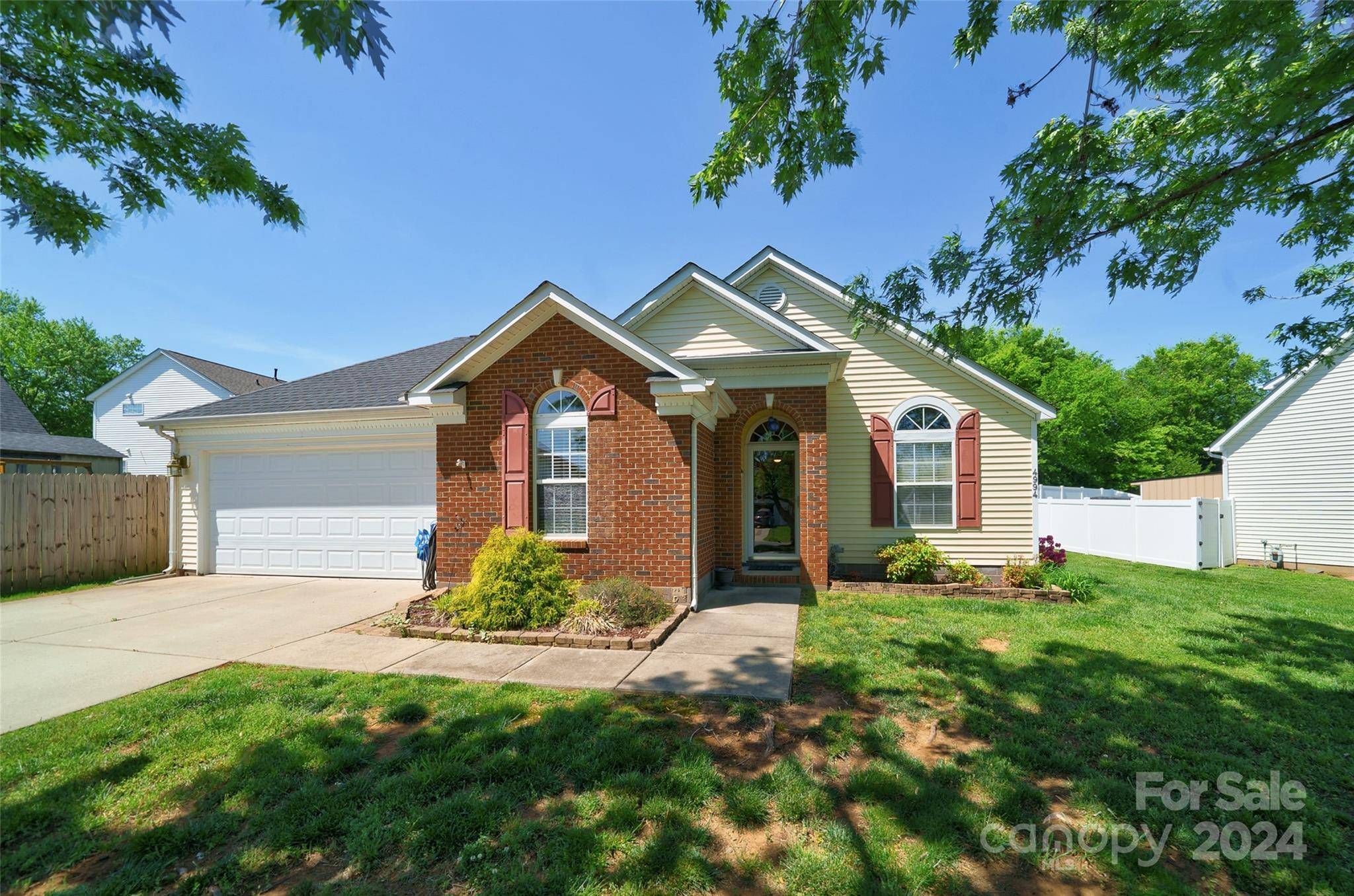 4994 Astonshire LN, Concord, NC 28027