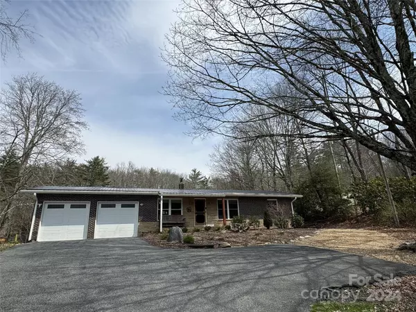 1631 Millers Gap HWY, Newland, NC 28657