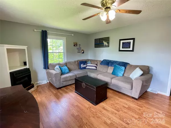 Mount Pleasant, NC 28124,1065 Duchess DR