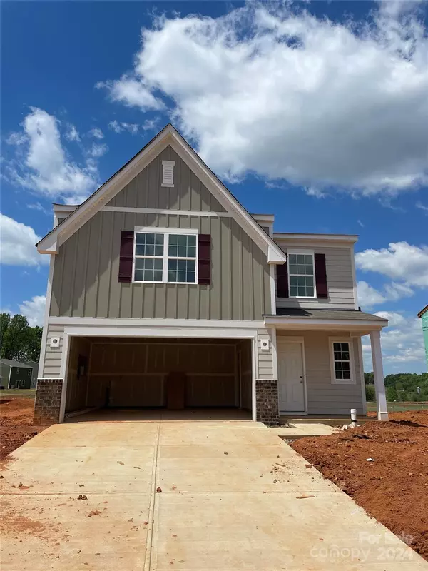 174 Hanging Rock TRL #104, Statesville, NC 28625